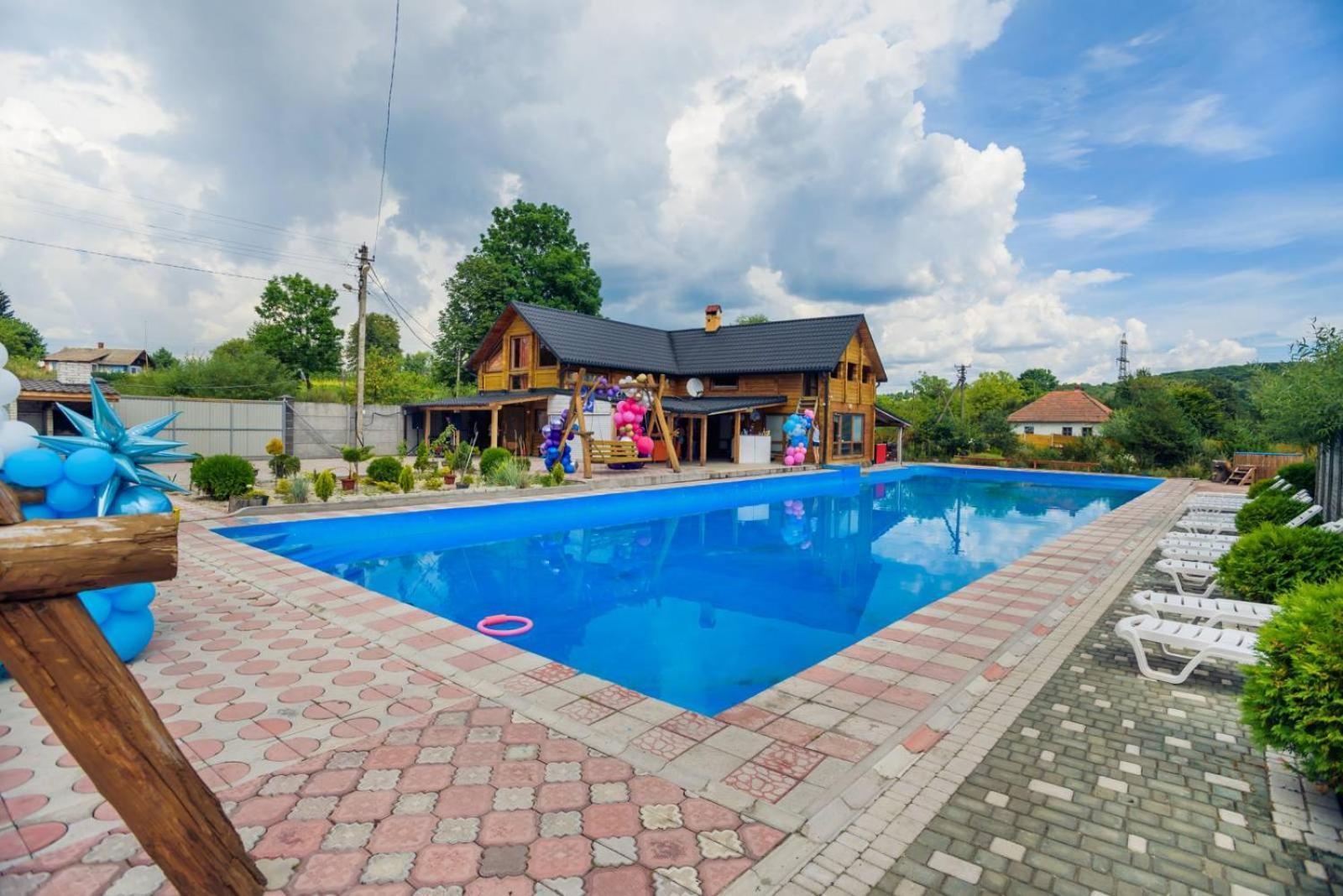 Hotel & Restaurant Complex Hap-Ok Brodki Dış mekan fotoğraf