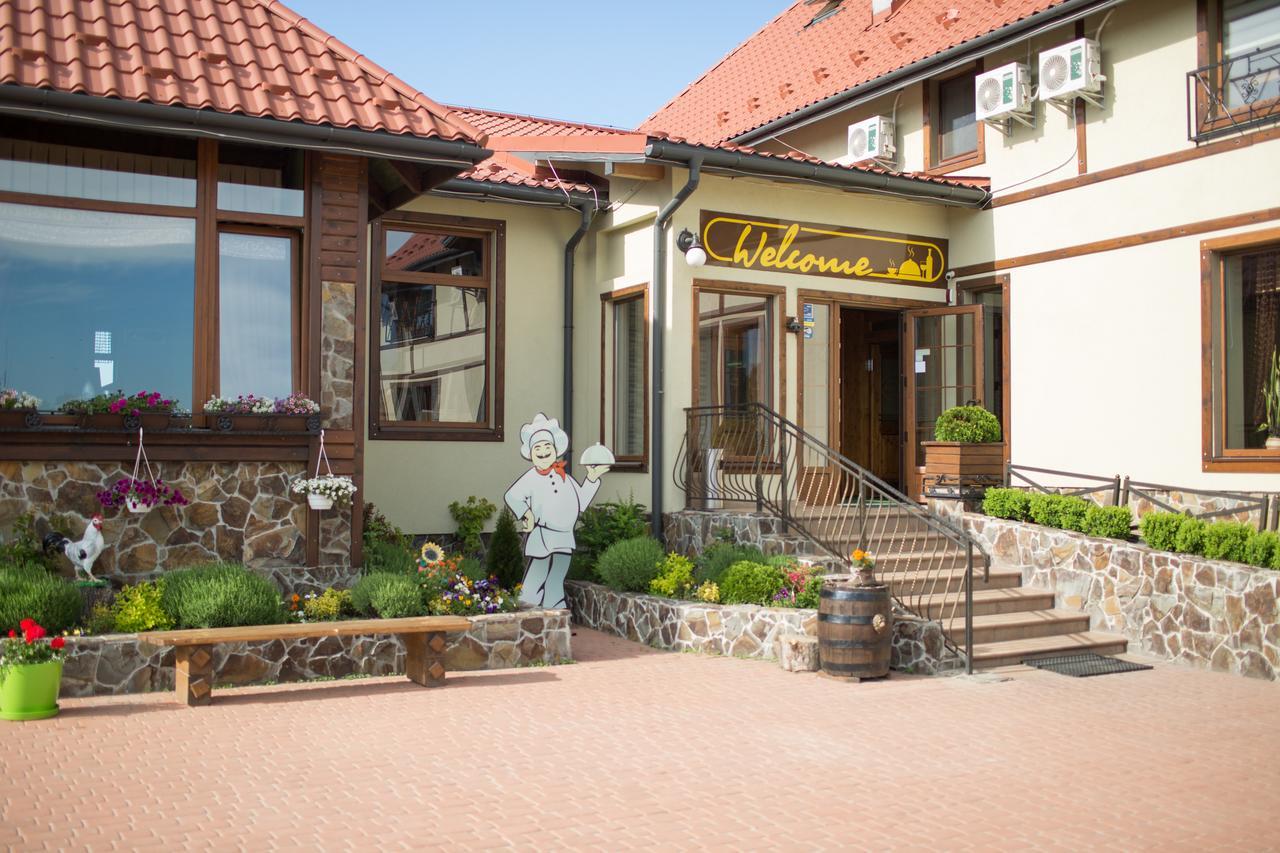 Hotel & Restaurant Complex Hap-Ok Brodki Dış mekan fotoğraf